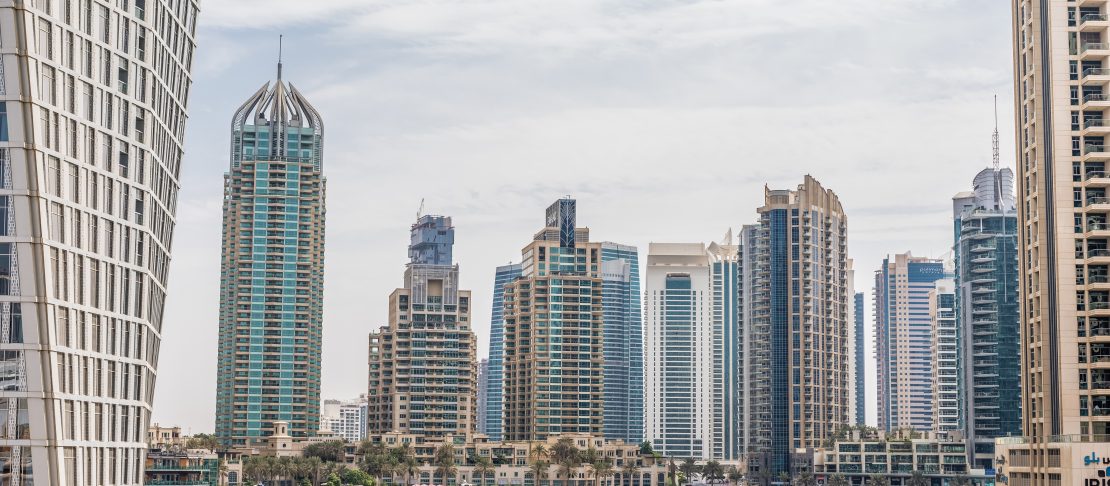 Wolkenkrabbers in Dubai, nabij de internationale vestiging van Alert